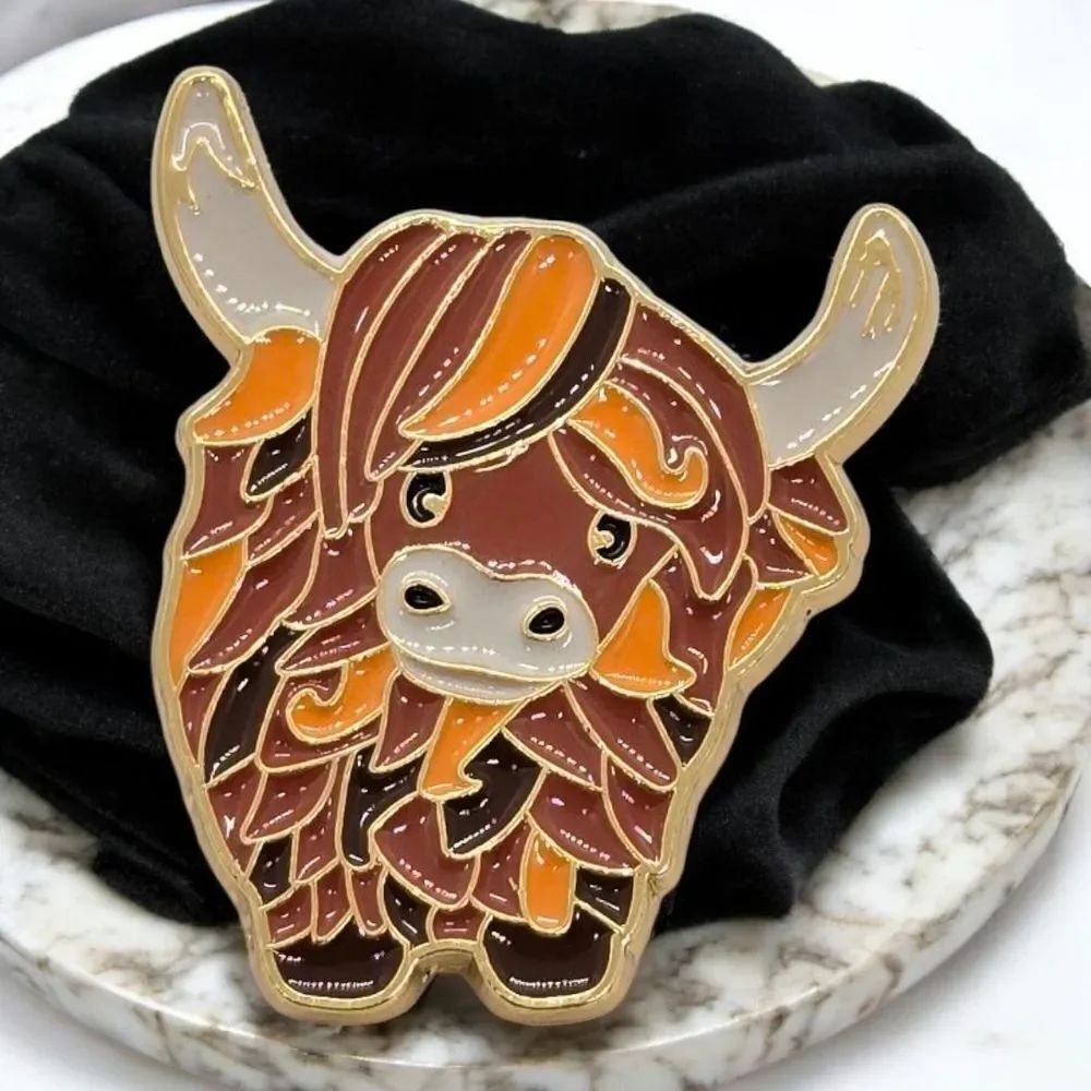 Highland Cow Enamel Pin Adorable Hat Lapel Backpack Brooch Women's Jewelry New